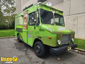 LOW MILES. 2004 21' Freightliner MT45 Diesel All-Purpose Food Truck w/ Pro Fire System
