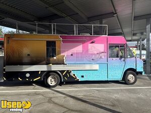 2000 - 24' Freightliner Utilimaster All-Purpose Food Truck with Pro Fire System