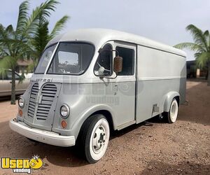 Vintage - 1964 International Harvester All-Purpose Food Truck | Fixer Upper Truck
