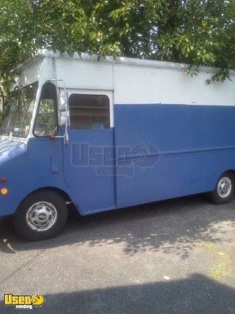 Chevy Grumman Food Truck