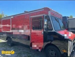 Turnkey - GMC P3500 Wood-Fired Pizza Truck Mobile Food Unit
