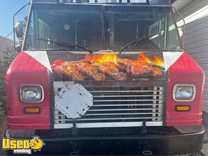 2004 Ford Utilimaster All-Purpose Food Truck with Fire Suppression System