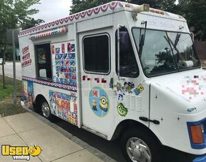 10' Chevrolet P30 Ice Cream Truck / Mobile Ice Cream Shop