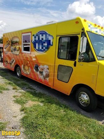 Fully Self-Contained Mobile Kitchen Food Truck