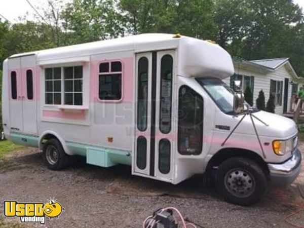 Amazing 2001 Ford Econoline E450 Ice Cream and Shaved Ice Truck