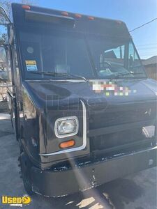 Ready to Serve 2001 Freightliner Step Van Kitchen Food Truck