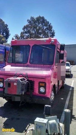 Ice Cream & Cupcake Truck