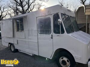 Chevrolet P30 All-Purpose Food Truck | Mobile Vending Unit
