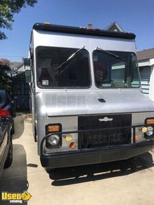 Well Equipped - Grumman Kurbmaster All-Purpose Food Truck