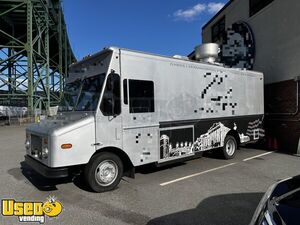 Well Equipped - 2007 Freightliner MT45 All-Purpose Food Truck