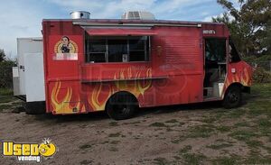 2005 Workhorse All-Purpose Food Truck with Fire Suppression System
