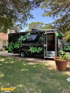 Low Mileage - 2003 Ford E450 Super Duty Food Truck w/ Pro-Fire Suppression