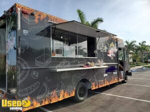 2005 18' Workhorse P30 Mobile Kitchen Food Truck with 2020 Kitchen Build-Out & Pro-Fire