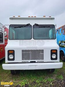 2004 Morgan Olson All-Purpose Food Truck with Newly Built Kitchen