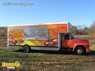 1995 - 24' Lunch Truck / Concession Truck