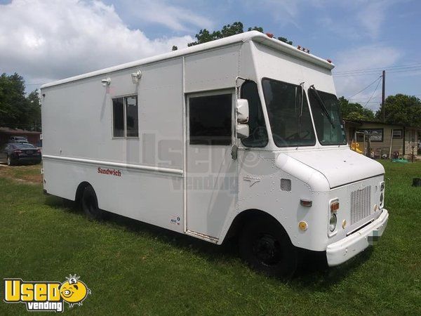 Lightly Used Chevrolet Grumman Olson Step Van Barbecue Food Truck/Mobile Kitchen