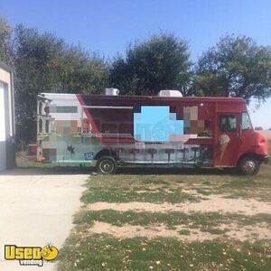 2002 Freightliner MT55 Diesel Step Van Food Truck / Used Mobile Kitchen for Sake