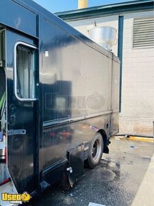 2004 Workhorse 18' P41 Diesel Mobile Kitchen Food Truck