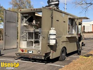 23' GMC Grumman Mobile Kitchen Food Truck w/ 2016 Kitchen Buildout