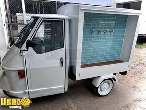 CUTE Clean and Appealing - Piaggio Ape Tap Truck Mobile Beverage Truck