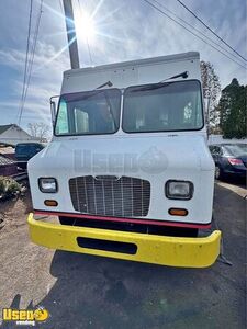 2013 Freightliner M2 All-Purpose Food Truck Mobile Food Unit w/ Pro Fire System