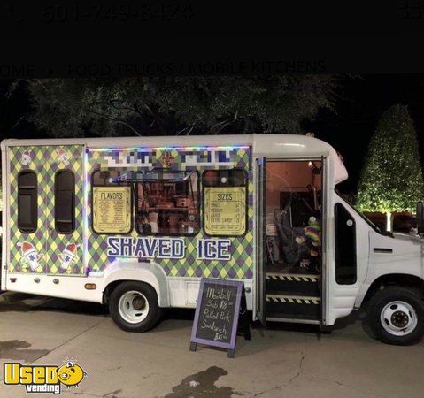 Ready to Go 2010 Ford Starcraft Snowball Truck / Barely Used Shaved Ice Stand