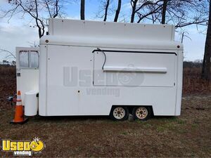Inspected 2015 Food Concession Trailer / Fiberglass Mobile Kitchen
