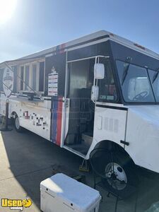 2001 24' Chevrolet P30 Workhorse Diesel Kitchen Food Truck with Pro-Fire Suppression System