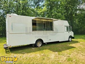 Versatile - 2007 Freightliner All-Purpose Food Truck Mobile Food Unit