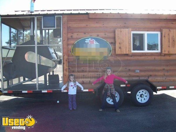 2008 - Southern Yankee 20' x 8' Log Cabin Style BBQ Smoker Concession Trailer