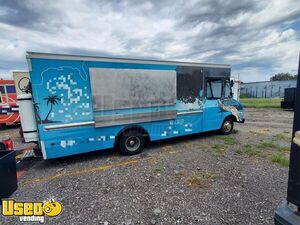 Used -  Ford P30 Step Van Mobile Kitchen Unit - 24' Street Food Truck