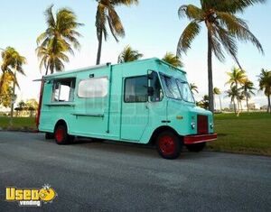 2004 Ford E350 Club Wagon All-Purpose Food Truck with Fire Suppression System