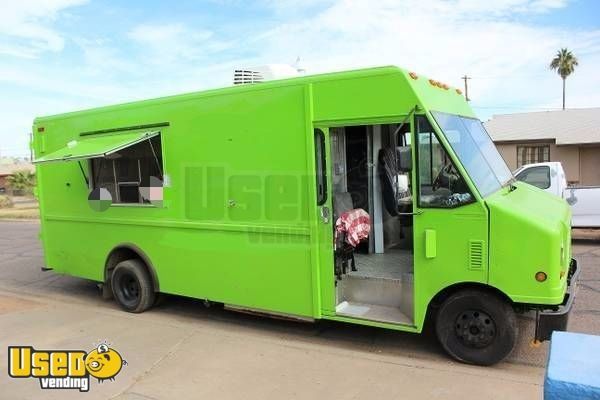 2004 Ford Econoline Step Van Food Truck / Used Mobile Kitchen