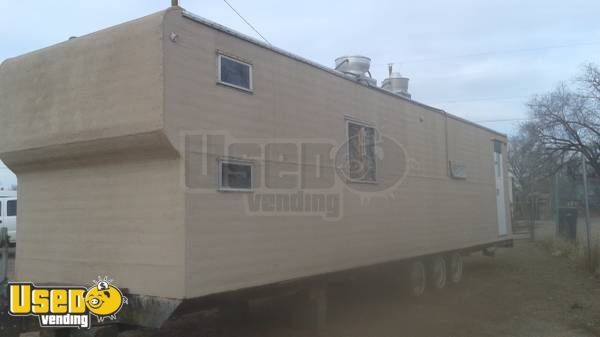 10' x 28' Concession Trailer