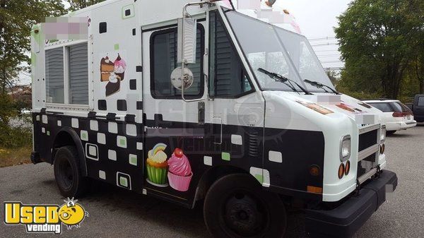 GMC Bakery / Dessert Truck