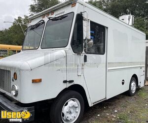 2004 Freightliner MT45 11' Long Food Truck with Brand New & Unused 2022 Kitchen