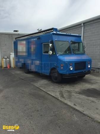 Freightliner Food Truck