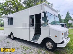 Loaded. 2006 25' Ford E350 All-Purpose Food Truck with Pro Fire System