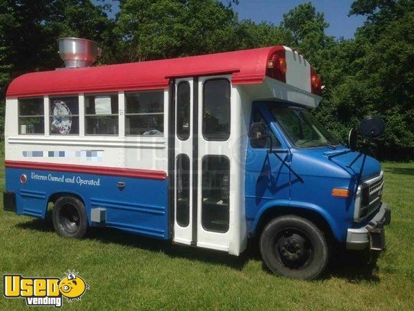 15' Chevrolet G Series Bustaurant Mobile Kitchen Food Truck Bus