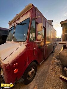 24' Chevrolet Grumman Mobile Kitchen Food Truck w/ Fire System