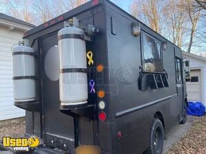 2002 Workhorse P42 Diesel 22' Step Van Kitchen Food Truck