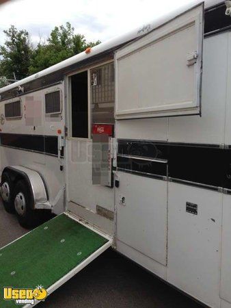 1985 -  29' x 8' Circle J Catering / Concession Trailer