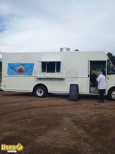 2010 Ford E450 Mobile Kitchen Food Truck w/ New 2025 Kitchen Buildout