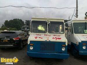 12' Chevy P-30 Mister Softee Ice Cream Truck/ Used Soft Serve Unit