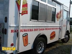 HOT DOG /  FOOD VENDING TRUCK