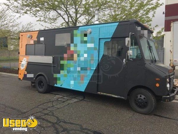 Well-Maintained 24' Ford-150 Step Van All-Purpose Mobile Kitchen Food Truck