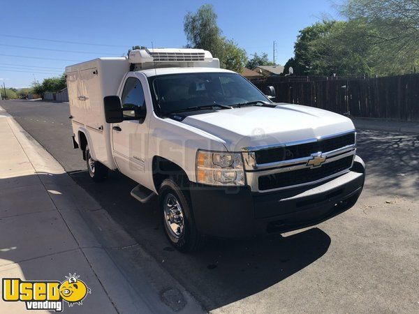 2010 Chevy Lunch / Canteen Truck