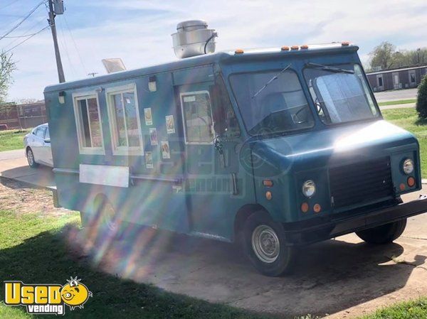 Well-Equipped Ford Step Van Mobile Kitchen Food Truck
