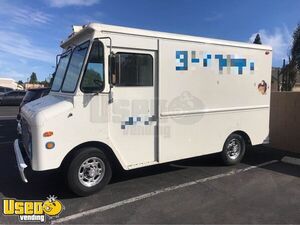 Chevy Step Van Ice Cream Truck / Ice Cream Store on Wheels Shape