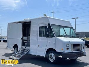 Very Low Mileage 2018 Ford F59 Basic Mobile Vending Concession Truck